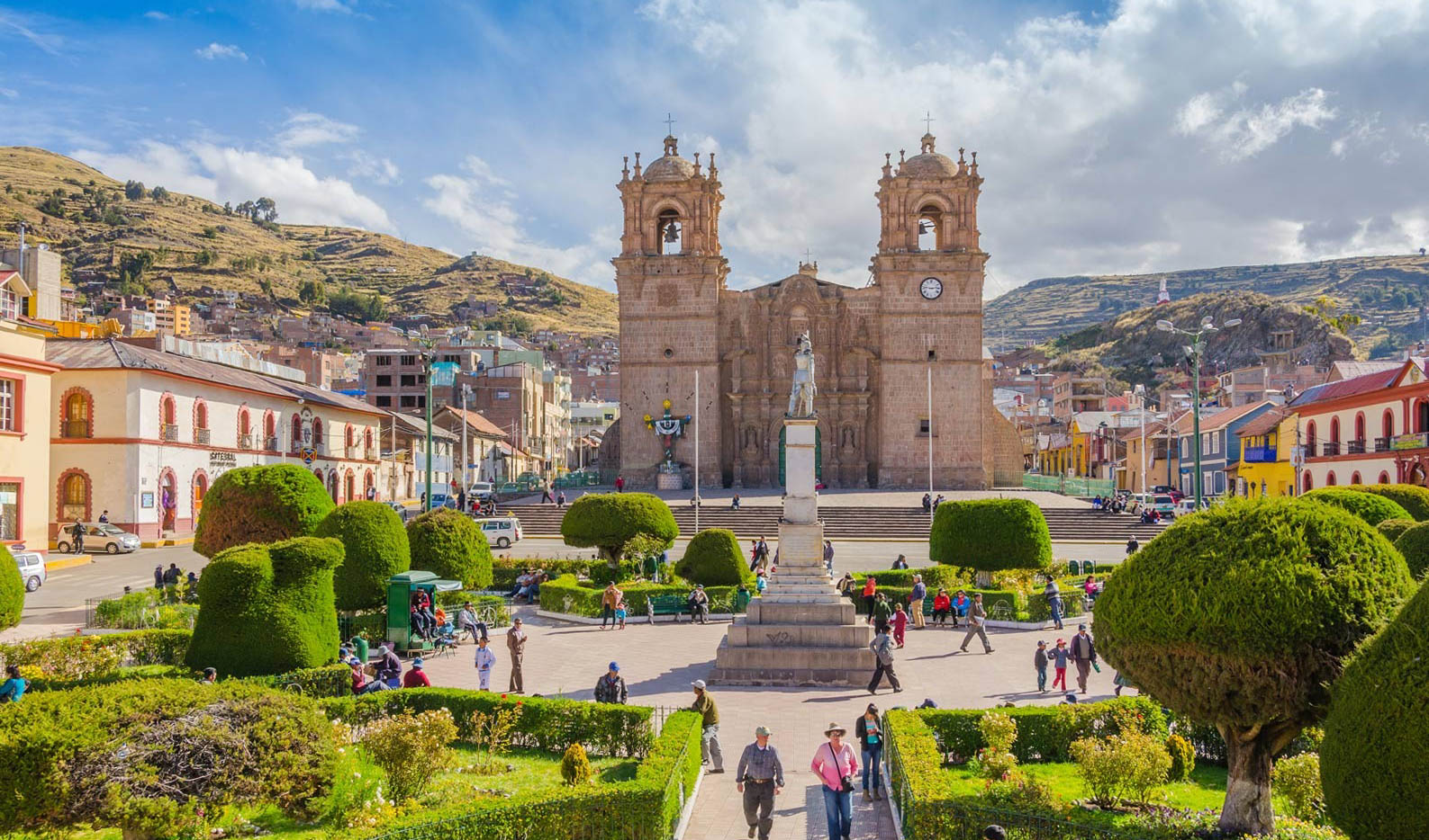 Bienvenida a Puno y traslado a su hotel