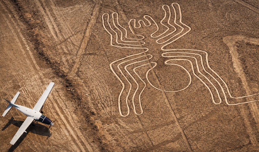 Sobrevuelo de las Líneas de Nazca, visita a los acueductos de Cantalloc y viaje hacia Arequipa