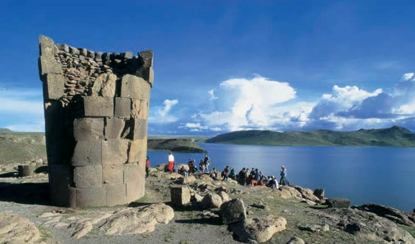 Tour por las Chullpas de Sillustani